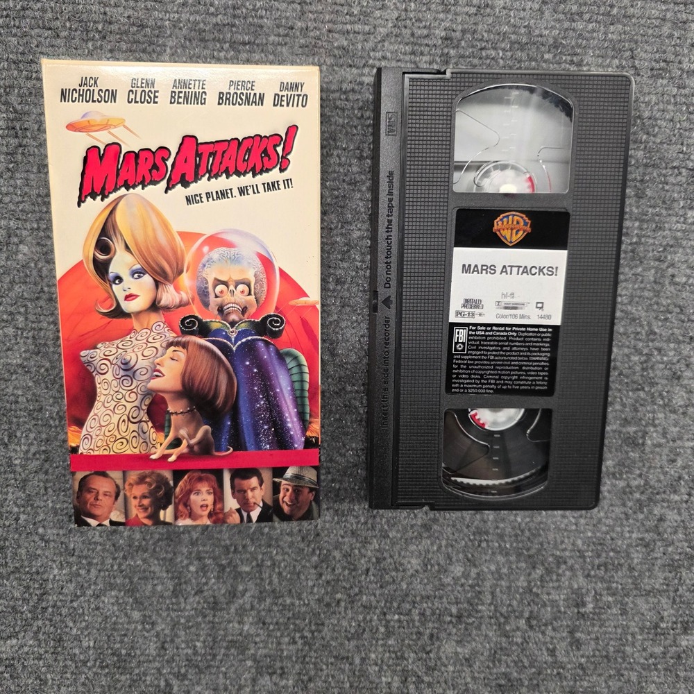 Mars Attacks! VHS Movie 1996 Tim Burton Jack Nicholson Warner Bros 14480